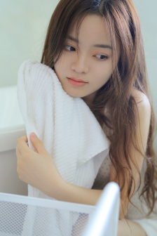 韩国电影巜试衣间里的放荡